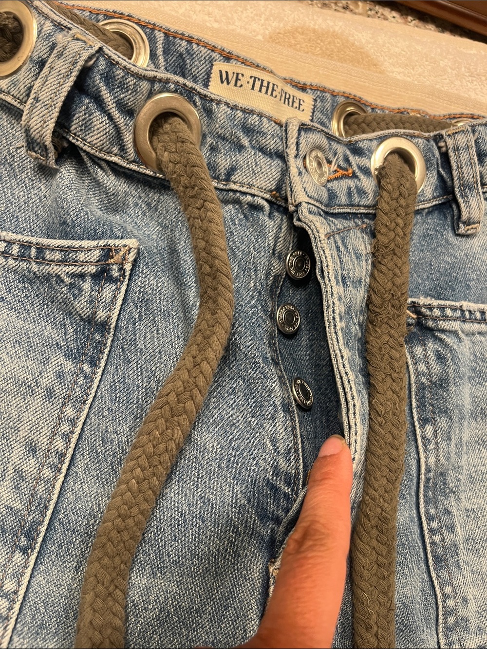 We The Free Moxie Pull-On Barrel Jeans, size 25 - Picture 10 of 14